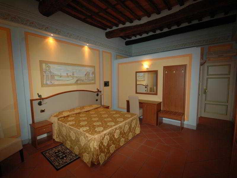 Dimora Dei Guelfi Luxury Rooms Lucca Ngoại thất bức ảnh