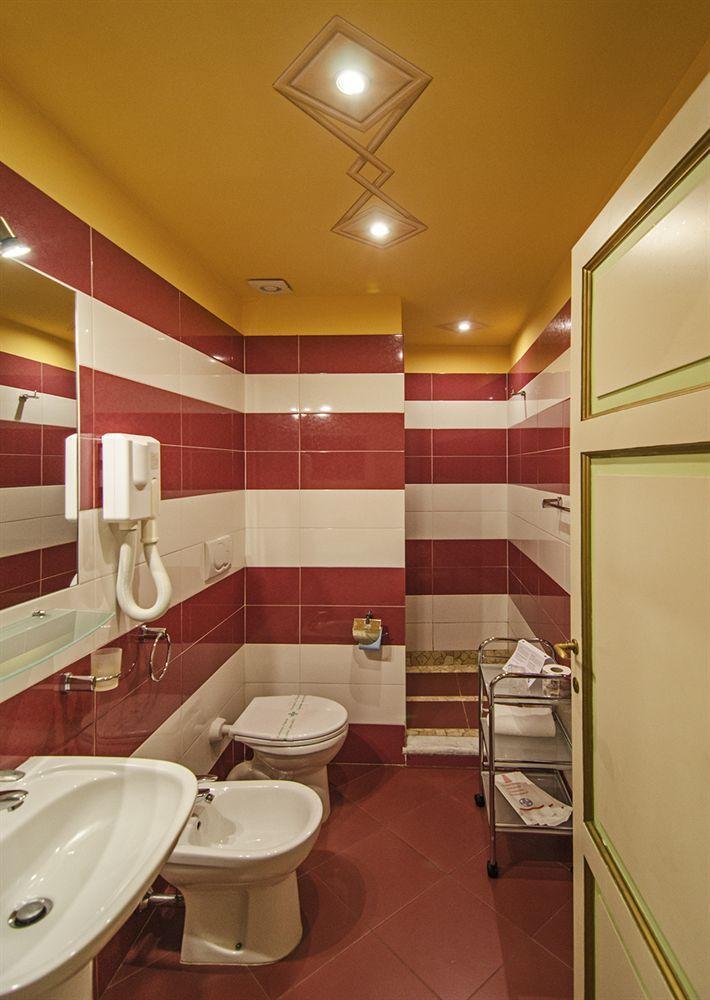 Dimora Dei Guelfi Luxury Rooms Lucca Ngoại thất bức ảnh