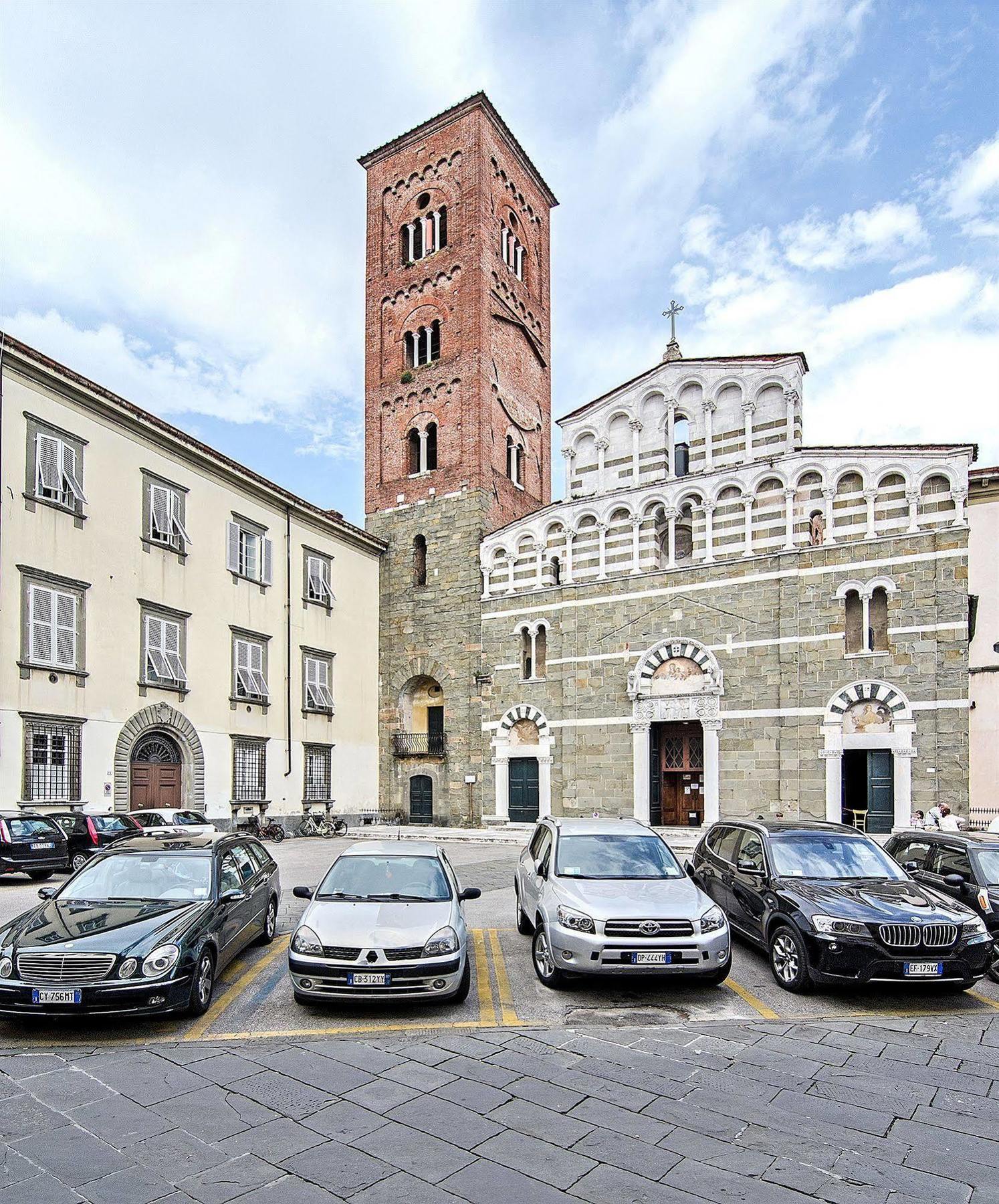 Dimora Dei Guelfi Luxury Rooms Lucca Ngoại thất bức ảnh