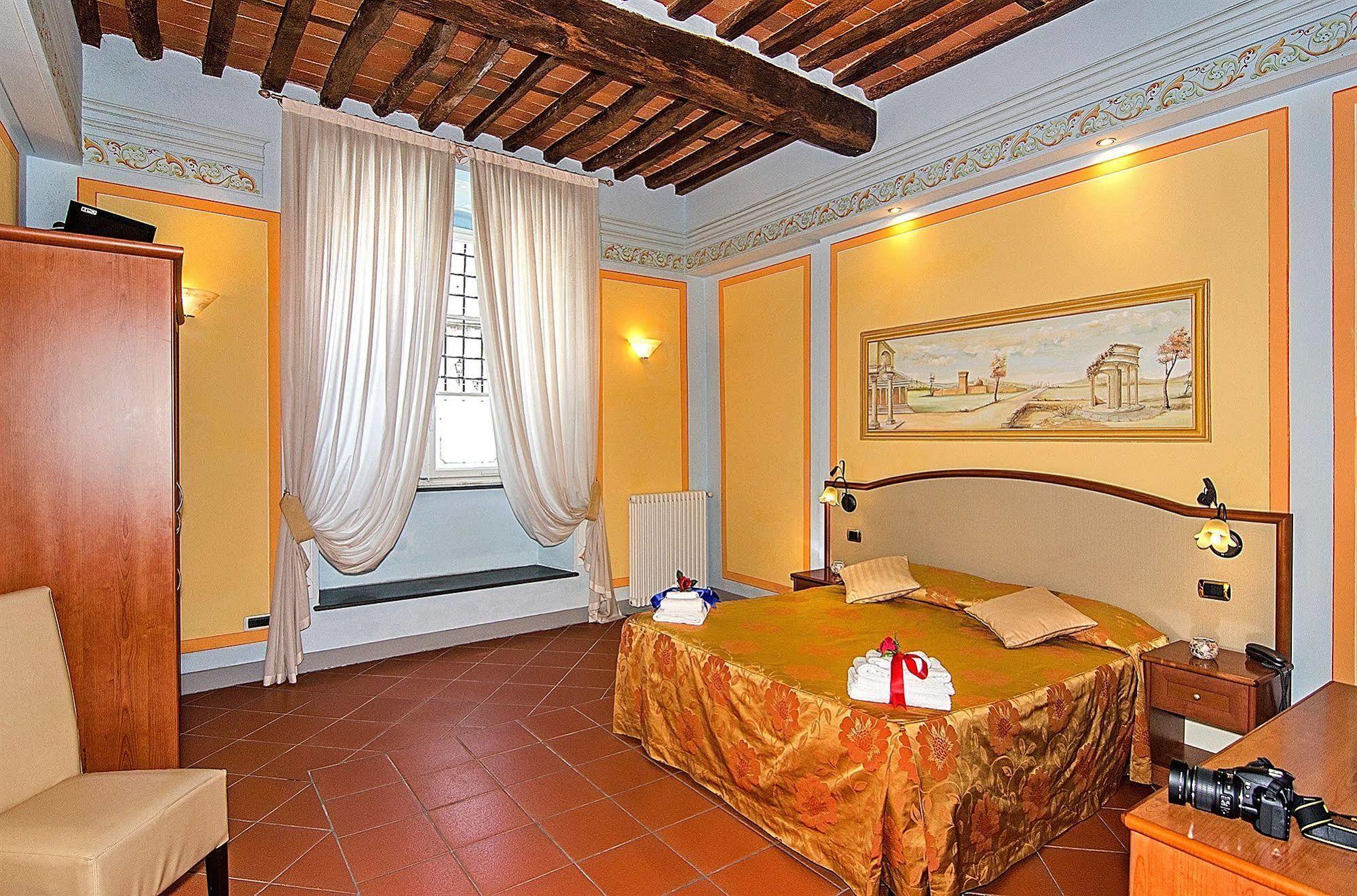 Dimora Dei Guelfi Luxury Rooms Lucca Ngoại thất bức ảnh
