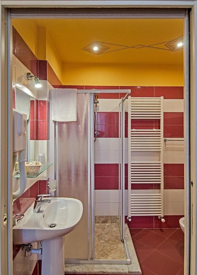 Dimora Dei Guelfi Luxury Rooms Lucca Ngoại thất bức ảnh